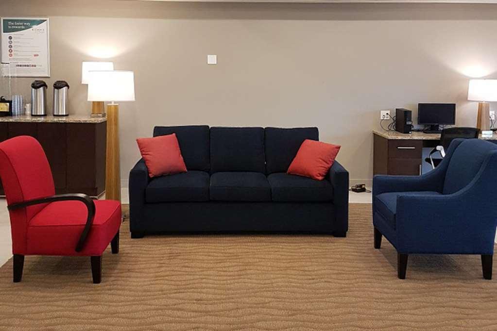 Comfort Inn & Suites Terrace Interior photo