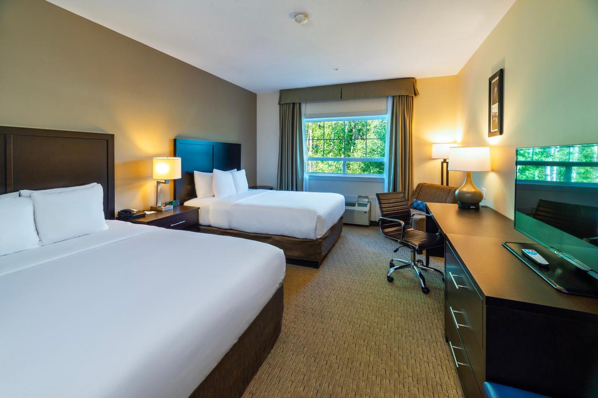 Comfort Inn & Suites Terrace Exterior photo
